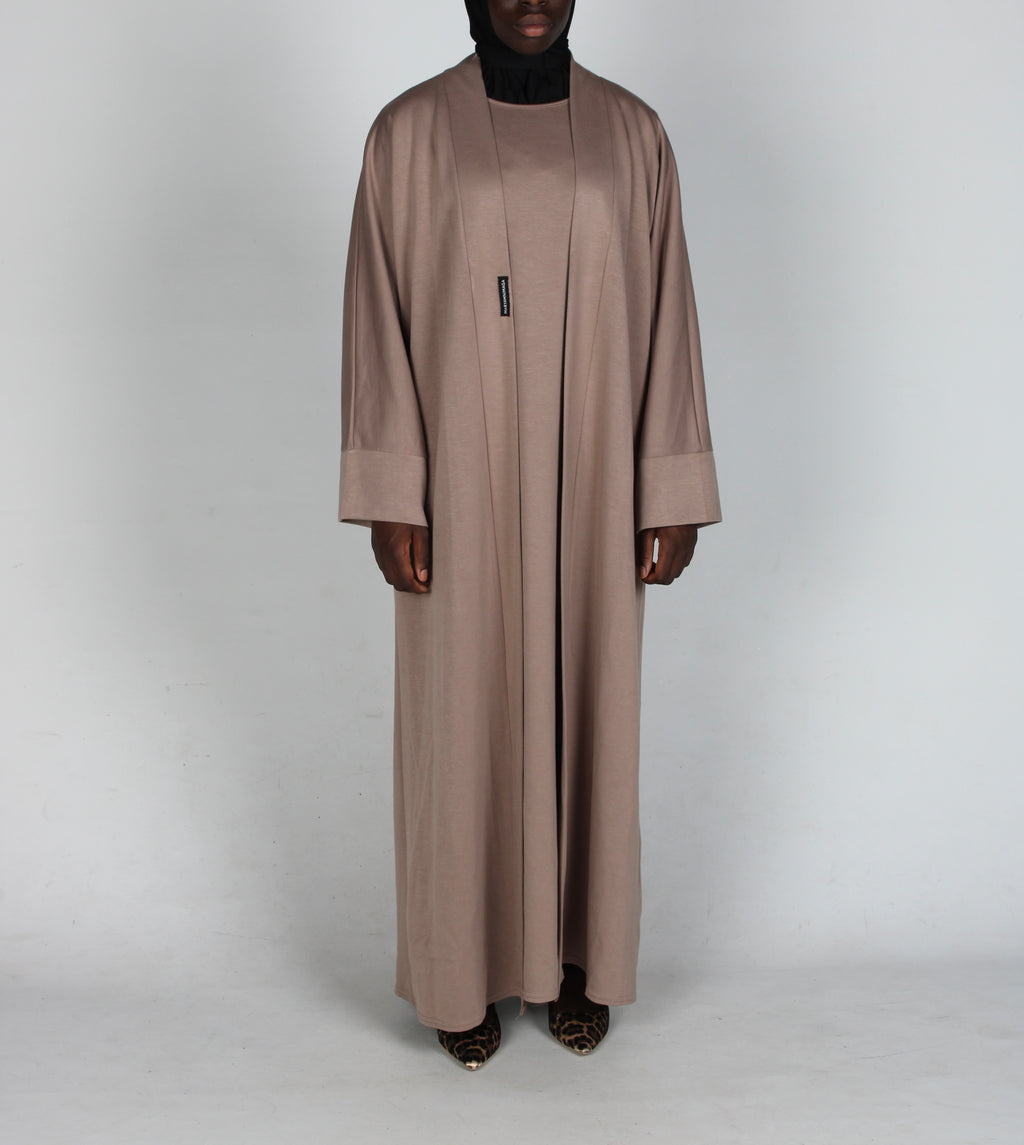 Essential abaya