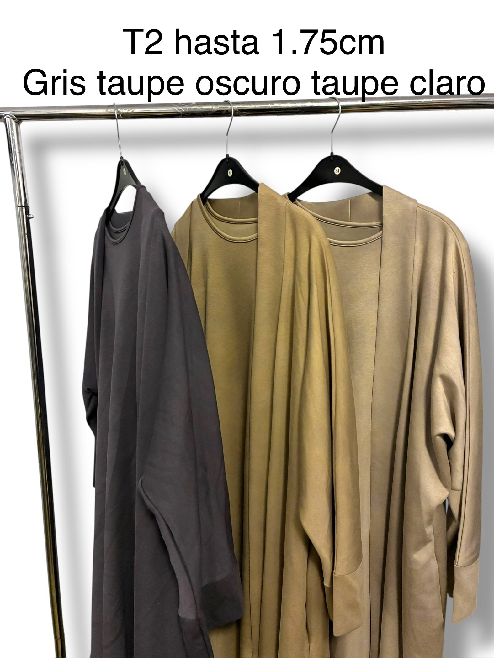 Essential abaya